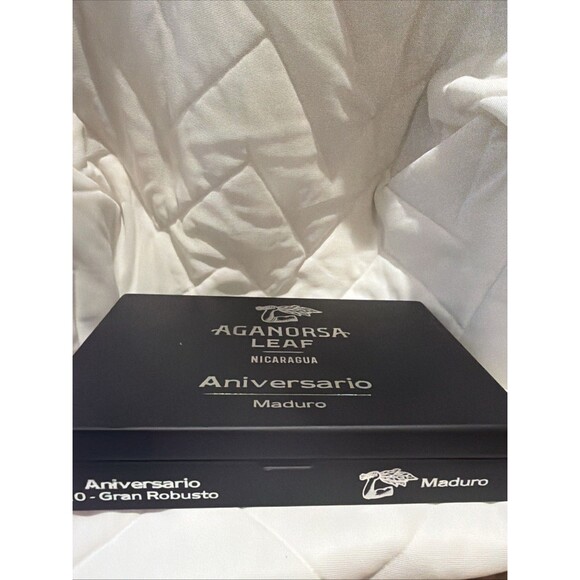Aganorsa Leaf Aniversario Gran Robusto M Empty Wood Cigar Box 9.25" x 6" x 1.75" - Picture 2 of 4